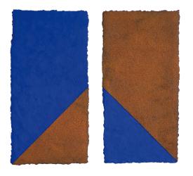 F-3/4_Ultramarinblau-Rost, F-3/4_Rost-Ultramarinblau, 05/2025, Pigmente, Gouache auf handgesch. Papier, je 40 x 20 cm 
